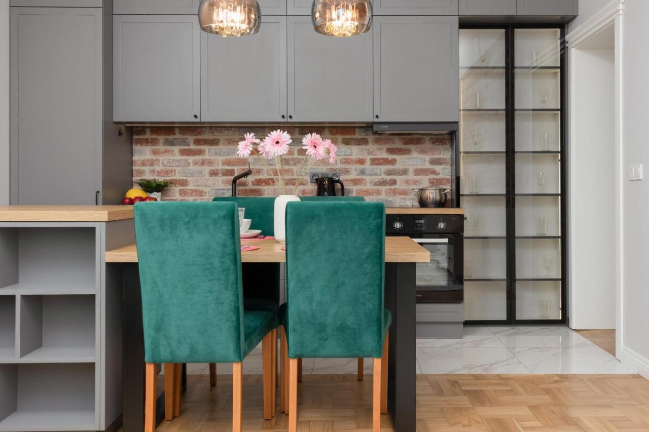 Warszawa Ochota Modern Apartment For Families By Noclegi Renters 외부 사진